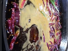 -铜元老码头鳝鱼火锅