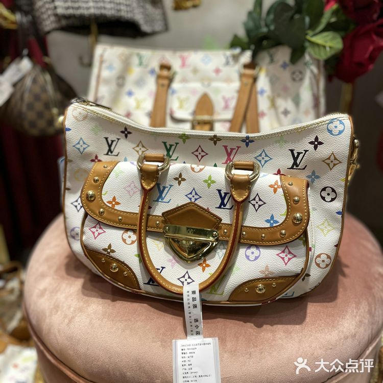 入手Lv绝版中古 河蚌包