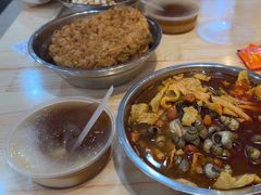 -柳州肥姨妈大骨螺蛳粉(东靖路店)
