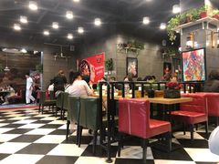 大堂-愉肴麻辣香锅(中山路店)