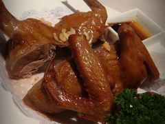 脆皮乳鸽-御花园·粤菜·海鲜火锅(中山公园店)