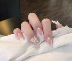 -悦指间美甲美睫