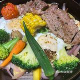 一下吃了两家店 莱勾勾出了新品很想尝试下，而嘴巴又想