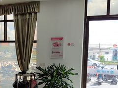 -赫尔森口腔·牙齿种植修复