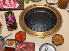 -Ant 蚂蚁洞烤肉·大营地(上海静安大悦城店)