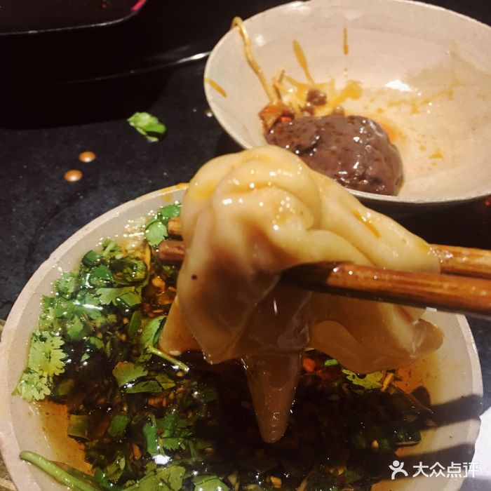 耙二哥腰片王老火锅(解放碑店)手工抄手图片 - 第3386张