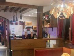 大堂-隔壁老王·家常云南菜(花巷店)