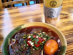 秘制苗味黄牛肉粉-十里香粉馆(虹桥中路店)