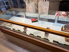 -山与蓝·轻糖鲜果蛋糕(勒泰店)