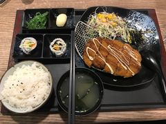 日式香炸猪排定食-左舞和风屋便当(金地店)