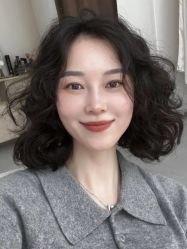 -东方美妍小鹏造型