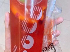 -CoCo都可(曹路宝龙广场店)