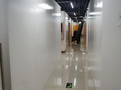 -安东易迷你自助仓储寄存仓库(草桥店)