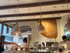-VERIE BAKEHOUSE