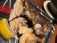 盐烤三文鱼头-元通寿司(东骏店)