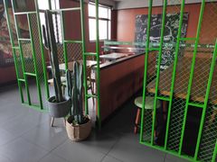 景观位-魏斯理汉堡(西安沣东吾悦店)