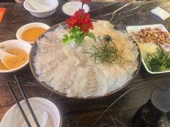 -官塘鱻鱻鱼生·潮汕生腌·砂锅粥(西马路总店)