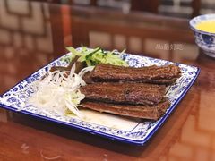 娄府酥骨带鱼-娄三少·老北京春饼烤鸭家常菜(方庄店)
