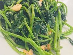 豆酱炒红薯叶-南拳十三姨·潮汕砂锅粥·粤菜(西单大悦城店)