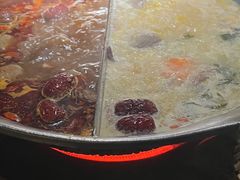 酸菜白肉锅-湊湊火锅·茶憩(上海合生汇店)