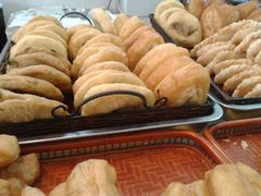 红豆炸包、油利酥、金香油条-容师傅(城外步行街店)
