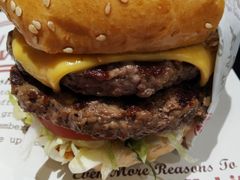 火烤双层牛肉特堡-The Habit Burger Grill 哈比特汉堡(爱琴海店)