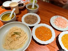 -裕兴记•蟹黄面馆(人民广场店)