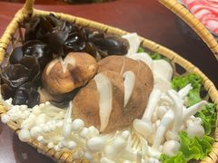 -胡记饭店(保工街店)