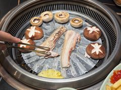 -梨花自助烤肉(西三旗万象汇黑金店)