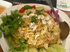-Chom Cafe and Restaurant
