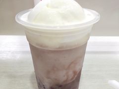椰奶红豆冰雪糕杯-百花传统甜品店(原址店)