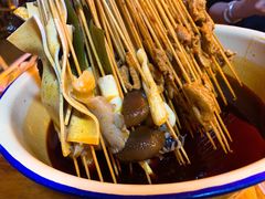 -拈签一笑黄牛肉辣卤串串