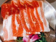 -围炉肉舍丹东海鲜烤肉·烤活鳗(步行街店)