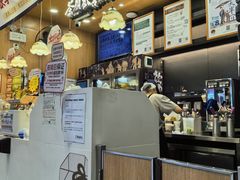 -茶颜悦色(金茂览秀城LG层外街店)