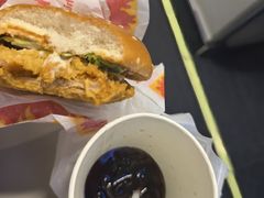 -麦当劳(吴圩机场店)