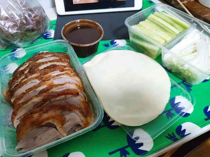 刘福记老北京片皮鸭-"点外卖的,47.5半只鸭不便宜了,希望不.