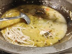 -小凤庭·地道湖北菜武昌鱼·藕汤(38年黄鹤楼店)
