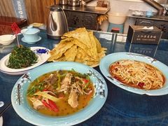 -三江源美食城