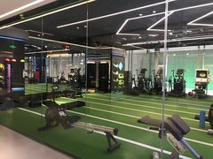 -懒人Club健身(卓越时代广场店)
