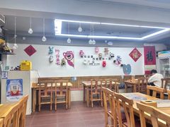 -亲昵春川鸡排(韩国美食街店)