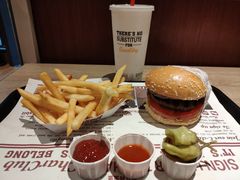 -The Habit Burger Grill 哈比特汉堡(爱琴海店)