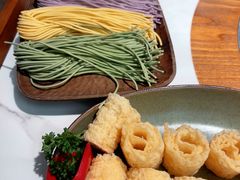 -芸山季·云南野生菌火锅(南翔印象城MEGA店)