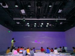 -小鸡哆哆故事屋·儿童乐园(嘉里城店)