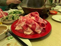 -洞庭洲·防空洞火锅·烧烤·铜锅涮肉(新百广场店)