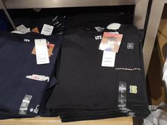 -优衣库(石家庄裕华万达广场店)