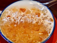 杏仁豆腐加桃胶-玫瑰甜品(文明路店)