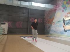 -极限PLAY运动娱乐新世界·团建派对潮玩休闲馆·室内蹦极高空游乐园