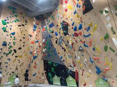 -ROCKPLUS攀岩馆(环宇城店)
