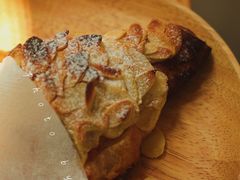 杏仁牛角包-怪 kafe.