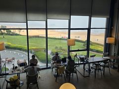-青岛朗艺美术馆·海景咖啡